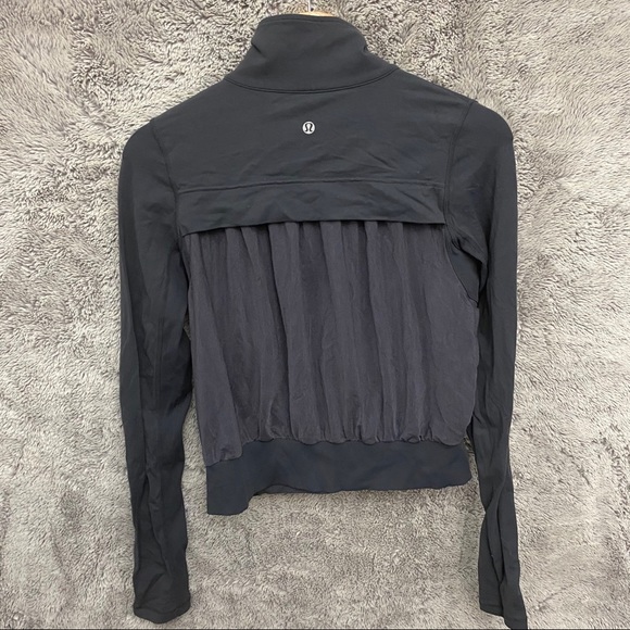 Lululemon Tadasana Mesh Back Jacket - Picture 3 of 9